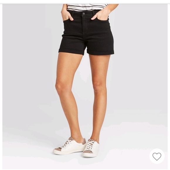 Universal Thread high size Midi shorts, NWT,  size 16, 4" inseam - Picture 1 of 5